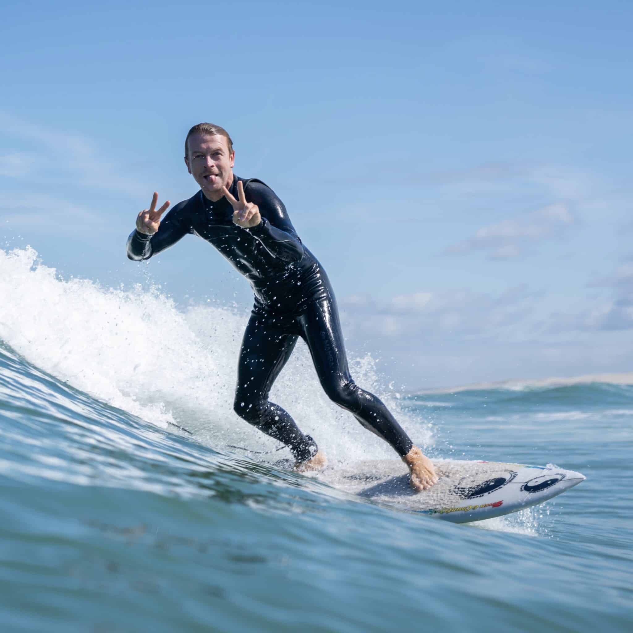 Laurent-moniteur-de-surf-buena-onda-ecole-de-surf